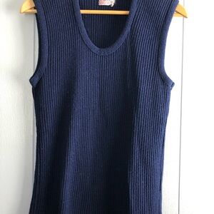 Montgomery Ward Vinage Navy Blue Sleeveless Sweater